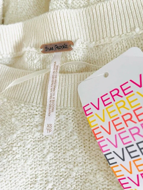 NWT Free People Found My Friend Pullover Sweater Size XS - Picture 4 of 6
